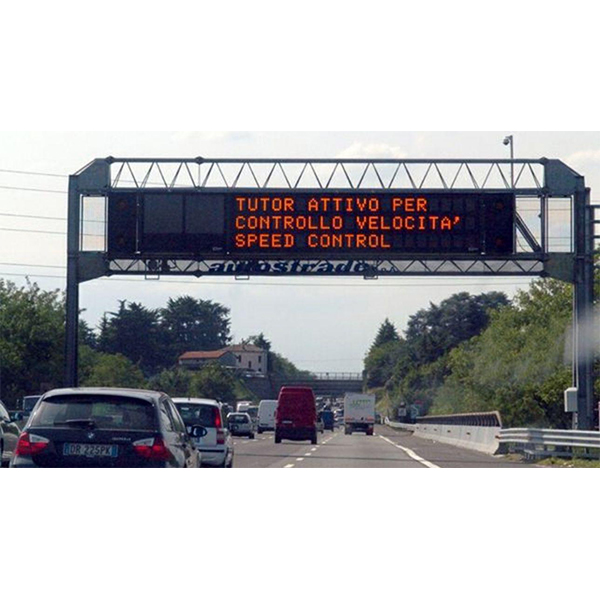 STOP AI TUTOR IN AUTOSTRADA