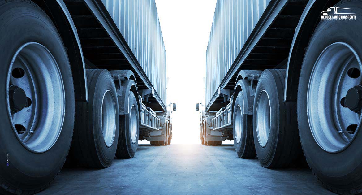 Ottimizzare i Tempi di Carico e Scarico: 5 Strategie per Aumentare l’Efficienza nel Trasporto Merci